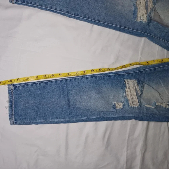 American Eagle Next level stretch Curvy Highest rise distressed Jegging - Picture 9 of 14